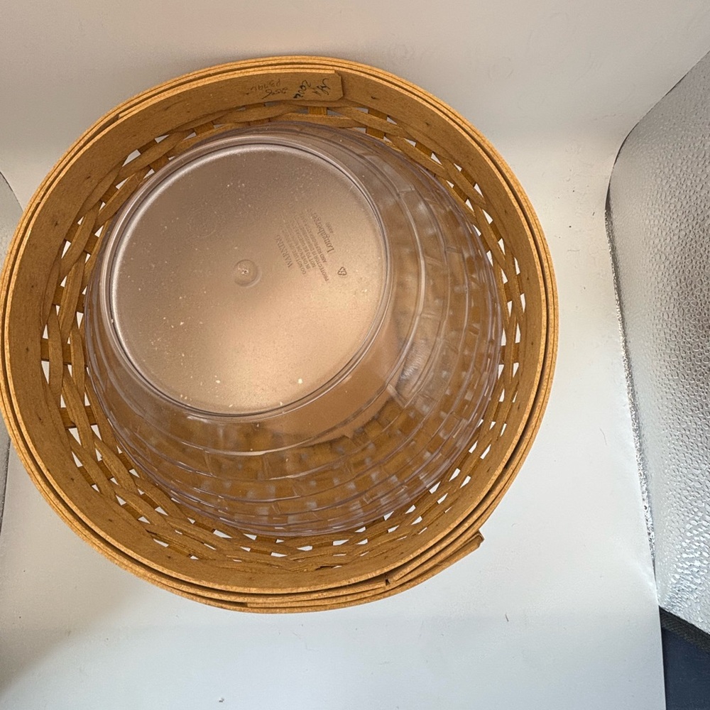 Longaberger Tan and White Woven Basket - Picture 8 of 15